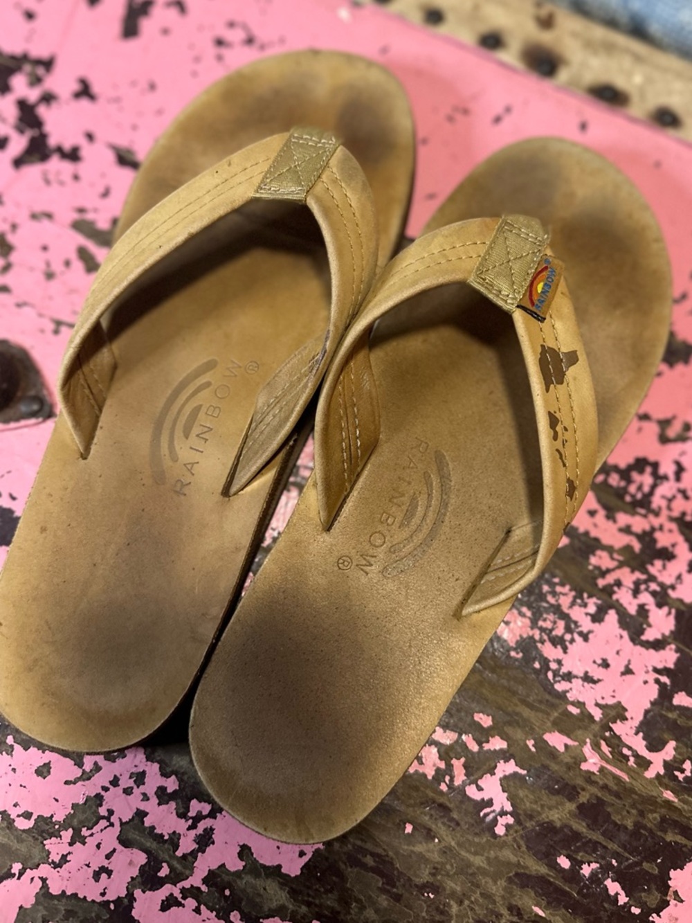 RAINBOW leather tan flip flops women’s 9 or mens 7 - Picture 2 of 8